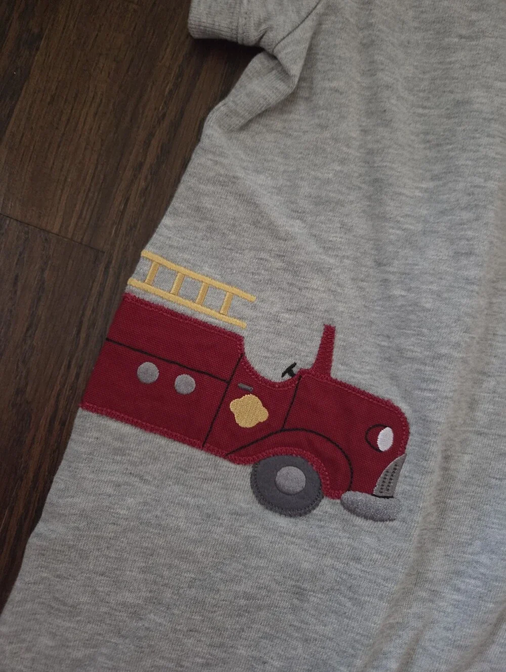 Vtg Gymboree Boys 6/9m Gray Firetruck Romper